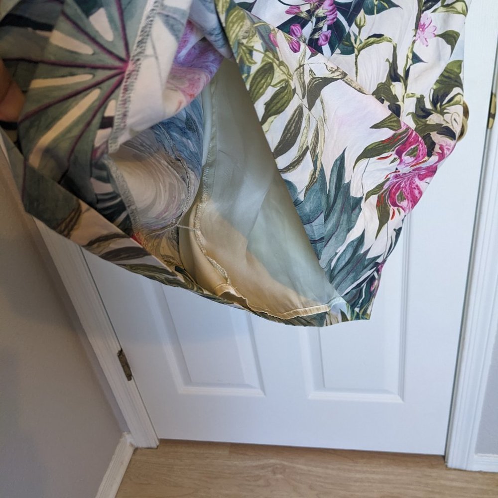 Tommy Bahama HERITAGE SILK Floral A-Line SUNdress | M | EUC | Sundrenched Ivory - Picture 6 of 7